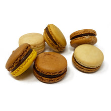 Lade das Bild in den Galerie-Viewer, 6 Macarons selezione Creme
